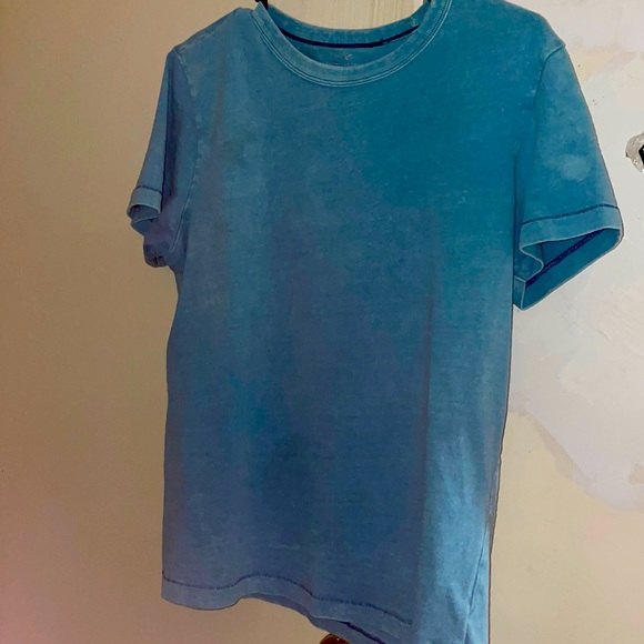 American Eagle Outfitters T-shirt - Picture 1 of 3